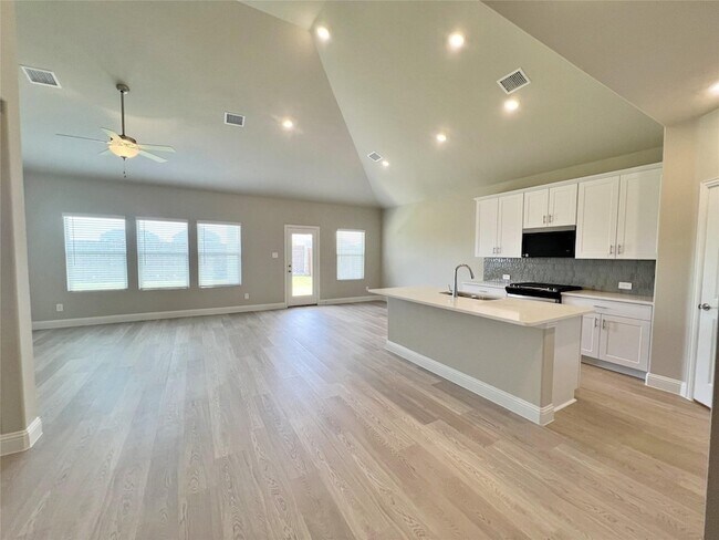 Foto del edificio - 678 Woodland Ave