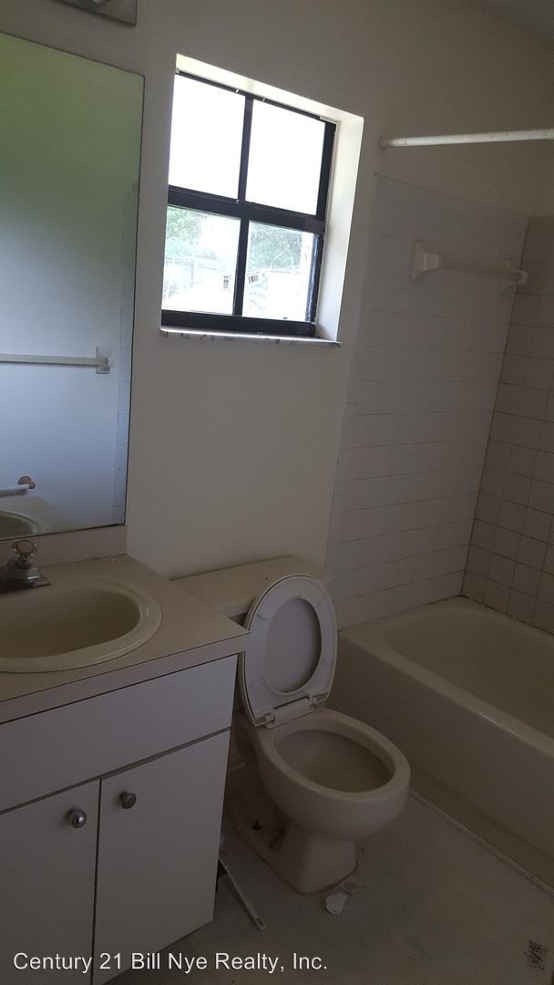 Building Photo - 3 br, 2 bath House - 38649 Camden Avenue