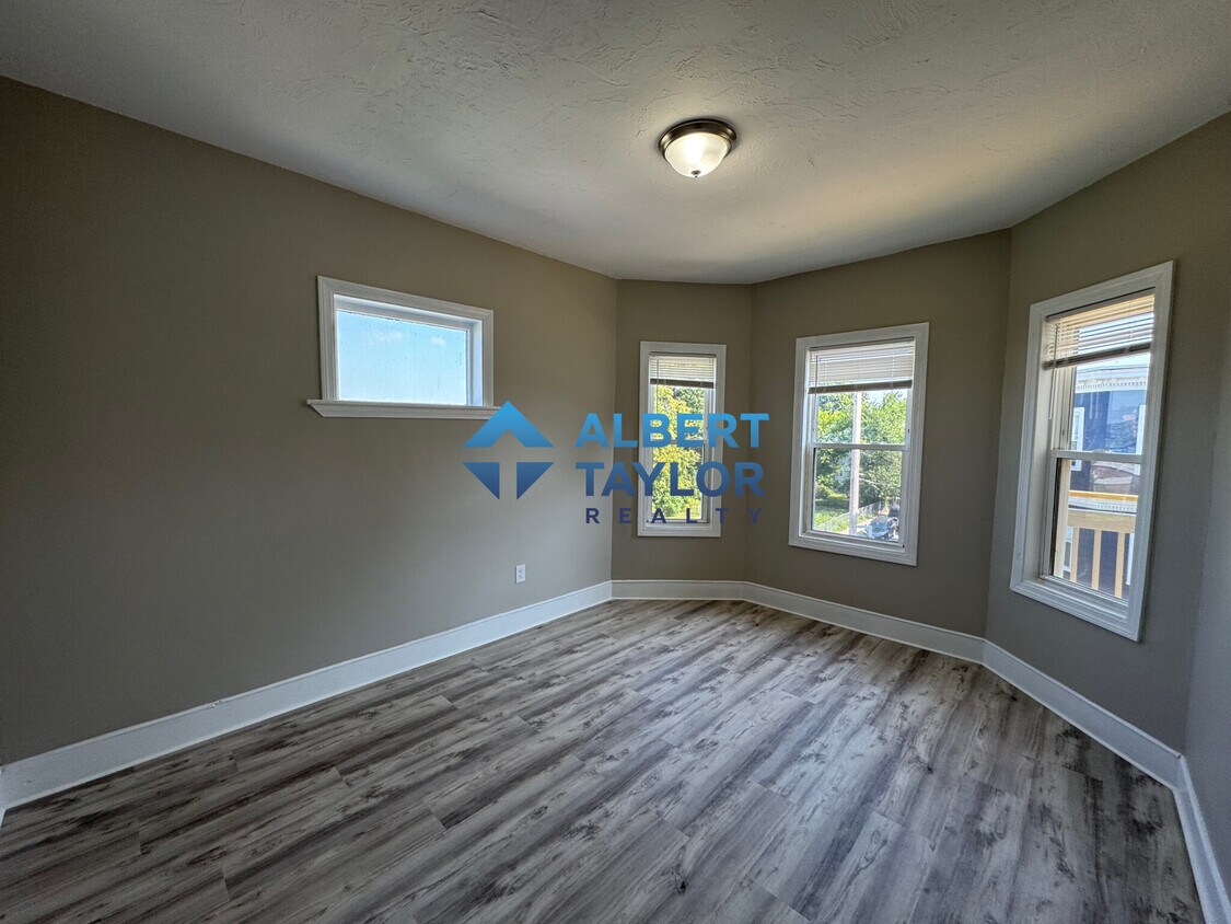 Foto principal - 89 Intervale St