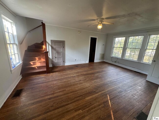 Building Photo - 603 Lee Ave