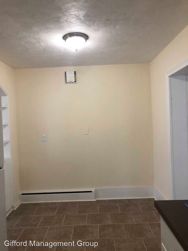 Building Photo - 3 br, 1.5 bath House - 7809 Caribou Ave