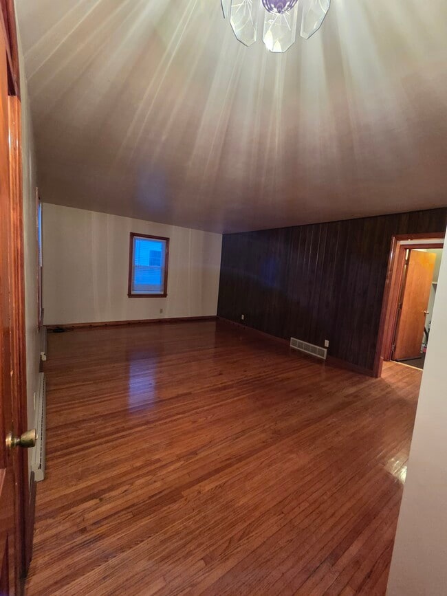 Lower Living Room - 729 Ruie Rd