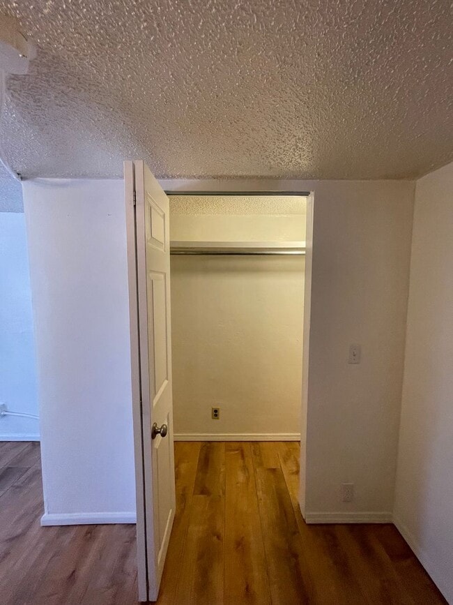 Foto del edificio - Studio Apartment - All basic utilities inc...