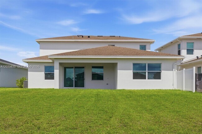 Foto del edificio - 1548 Stockbridge St