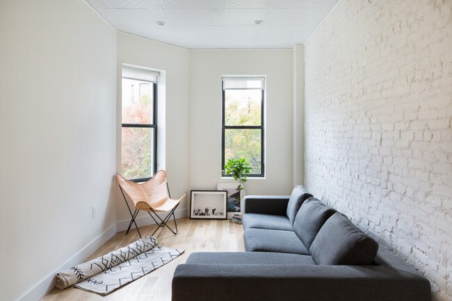 Foto del edificio - 1287 Sterling Pl