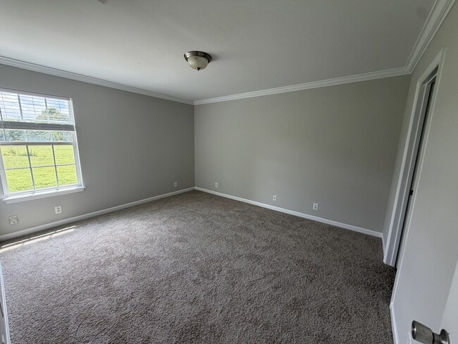 Building Photo - 4850 Laura Jeanne Blvd