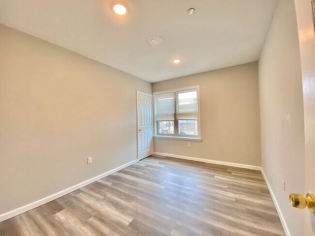 Photo - 2014 N 17th St Apartment