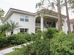 Building Photo - 1055 Forest Lakes Dr