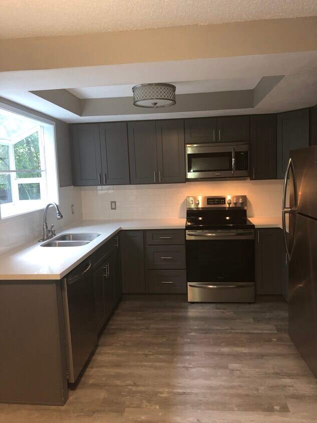 Primary Photo - 8122 242nd St SW