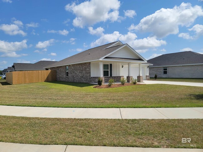 Foto del edificio - 14693 Dayton Cir