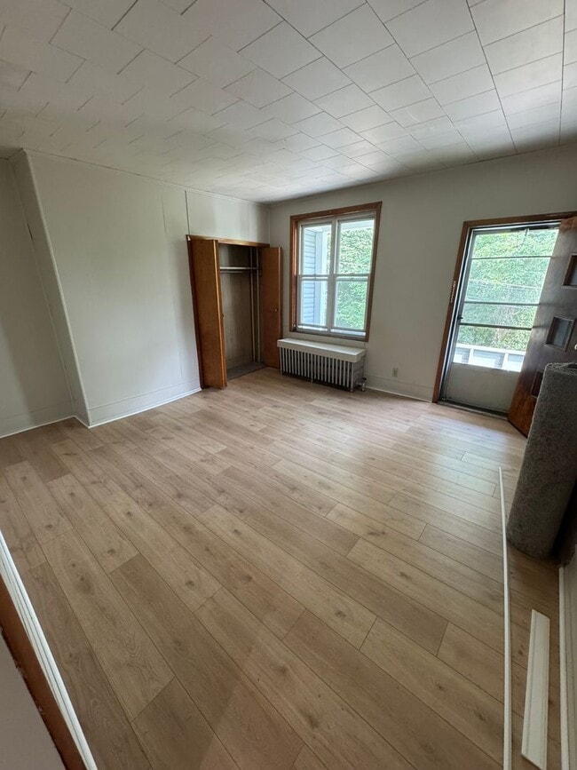 Building Photo - 1912 Johnson St