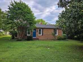 Building Photo - 8304 Michaels Rd