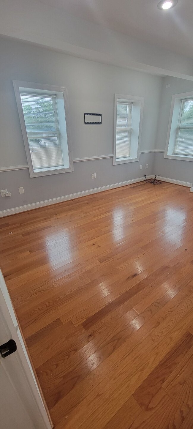 Photo - 218 Main St Apartment