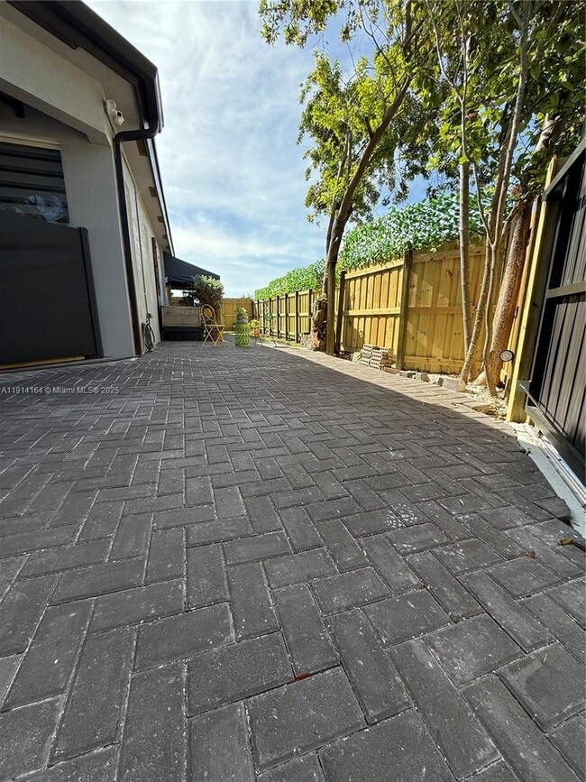 Foto del edificio - 15241 SW 161 Terrace