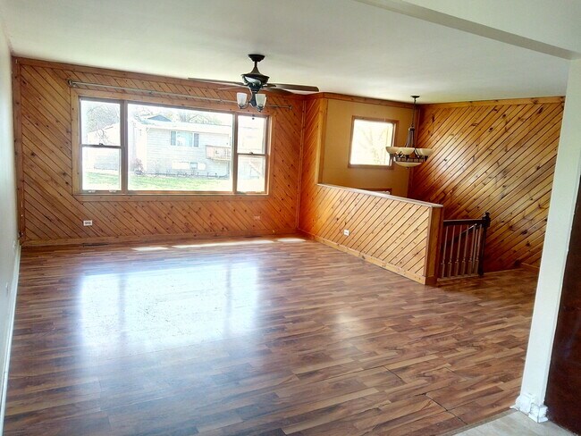 Foto del edificio - 1102 Poplar St