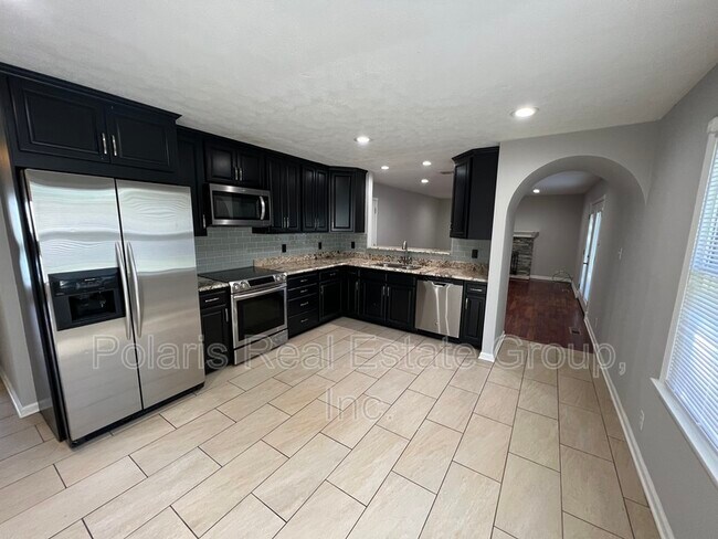 Foto del edificio - 731 E 116th St