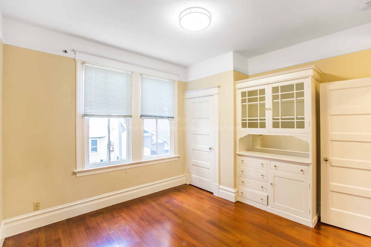 Primary Photo - 936 Broadway