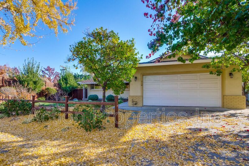 Primary Photo - 1602 Quail Ave