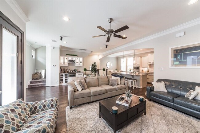 Foto del edificio - 444 N Live Oak St