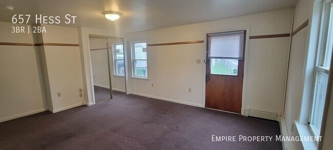 Building Photo - 3-Bedroom /2-Bathroom House Located Near L...