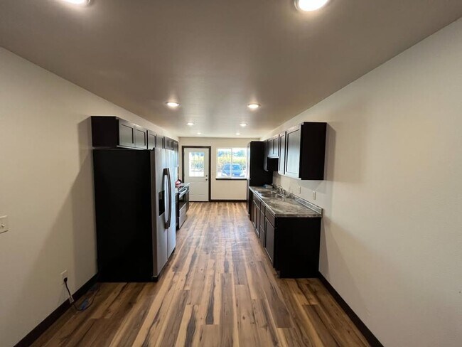 Foto del edificio - 5258 Christopher Dr