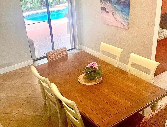 Foto del edificio - 7689 W Country Club Blvd