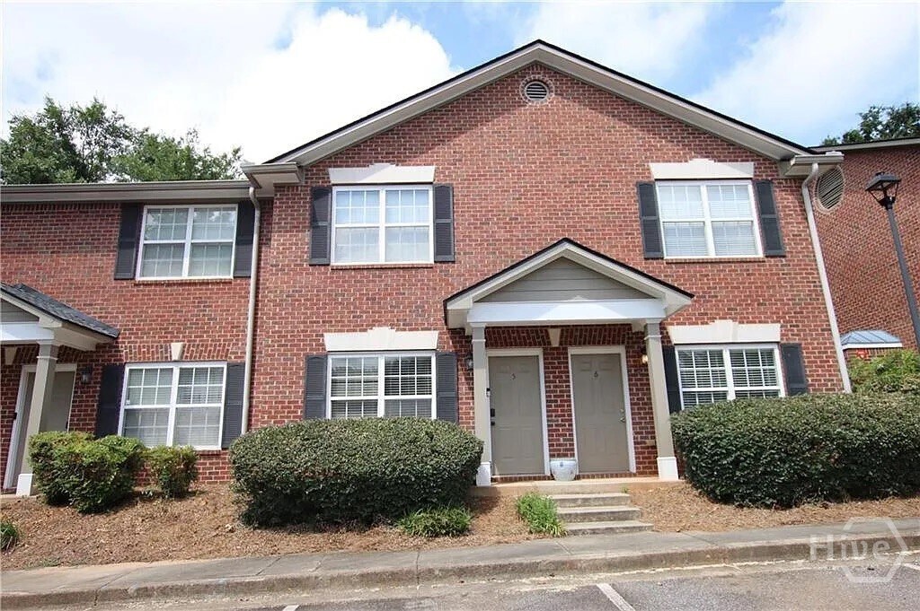 Foto principal - 460 S Barnett Shoals Rd
