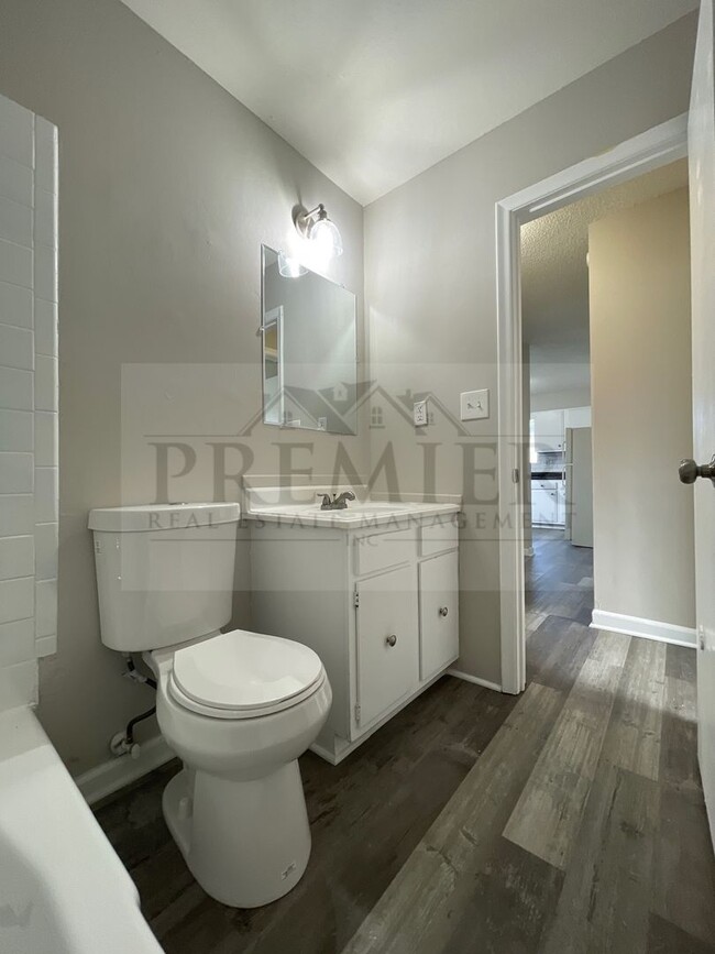 Foto del edificio - 3300 N 84th Pl