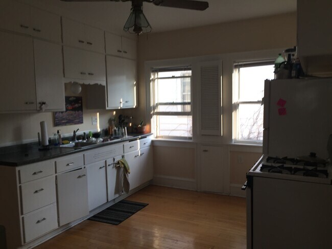 Foto del edificio - 3469 N Cramer St