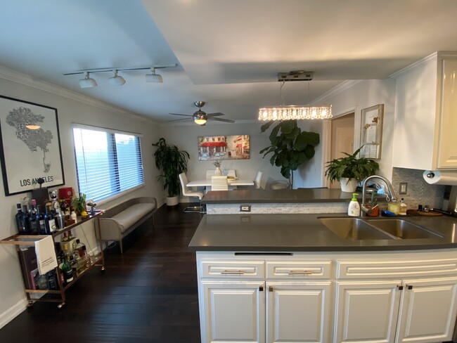 Kitchen - 5533 Edward E Horton Ln