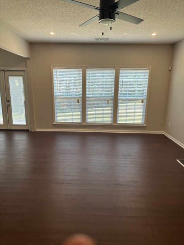 Foto del edificio - 2947 Stanstead Cir