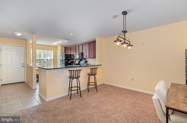 Foto del edificio - 258 Thrush Dr