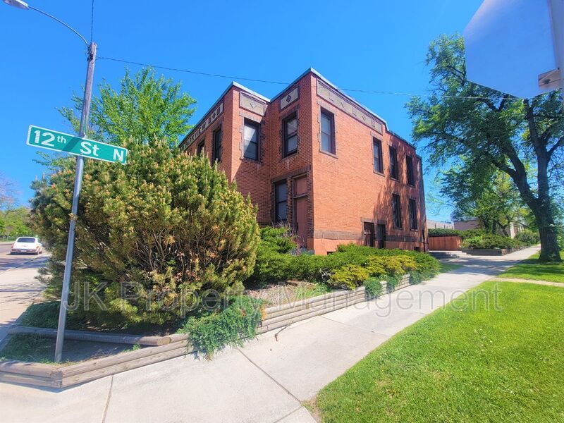 Primary Photo - 1200 1st Ave N