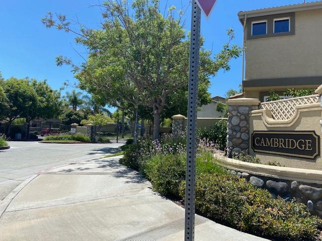 Foto del edificio - 3334 E Chiddingstone Ln