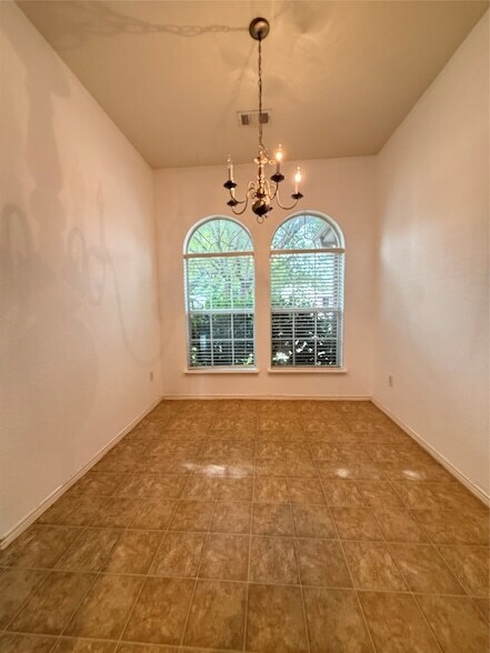 Foto del edificio - 13216 Fencerow Rd