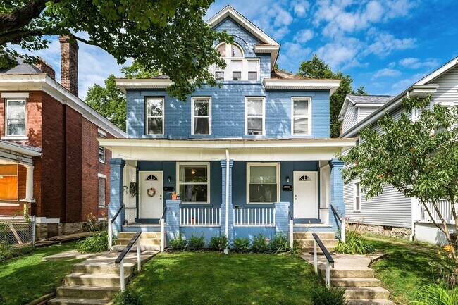 Building Photo - 397 Stoddart Ave