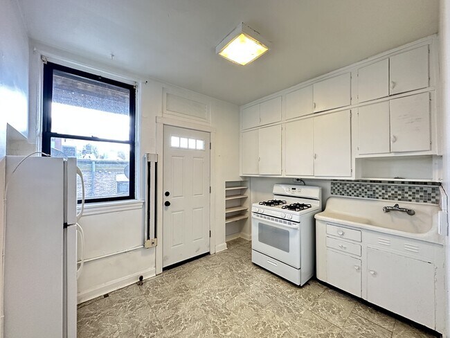 Foto del edificio - 4333 N Wolcott Ave