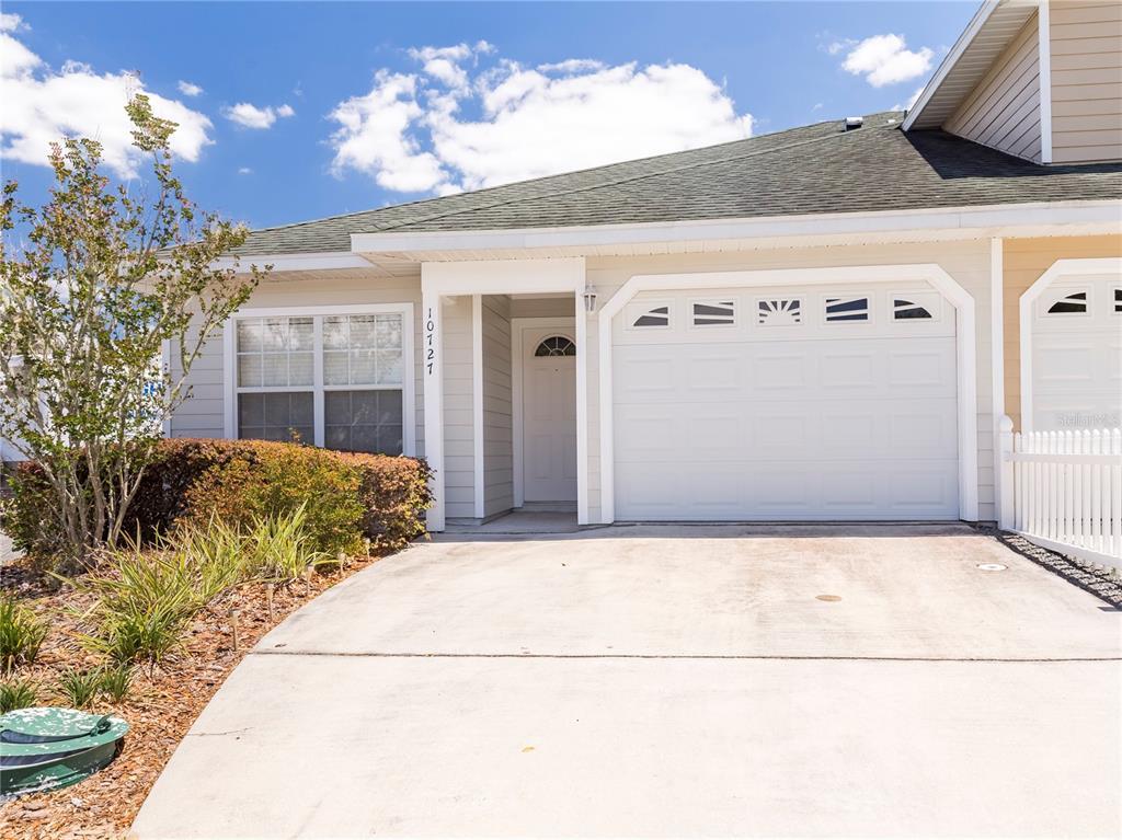 Primary Photo - 10727 NW 65 Way