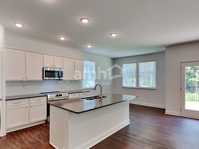 Building Photo - 4947 Pebble Bridge Wy