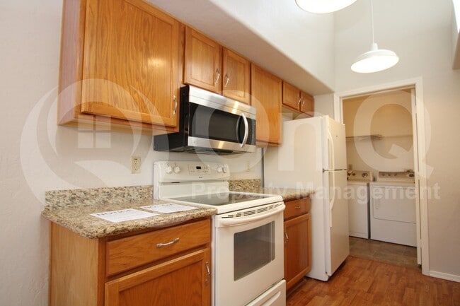 Photo - 2100 W Lemon Tree Pl Apartment