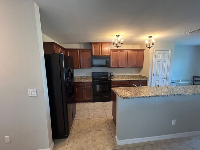 Building Photo - 3/2 Home in the heart of Cape Coral