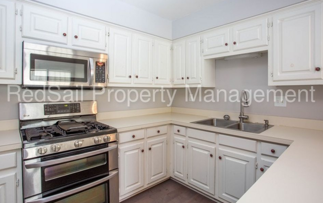 Foto del edificio - Oyster Point Cove