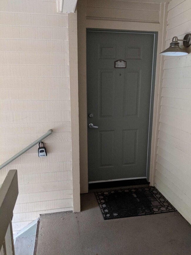 Building Photo - 14010 SE 6th St