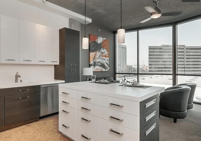 Foto del edificio - 851 W Front St #603 Aspen Lofts