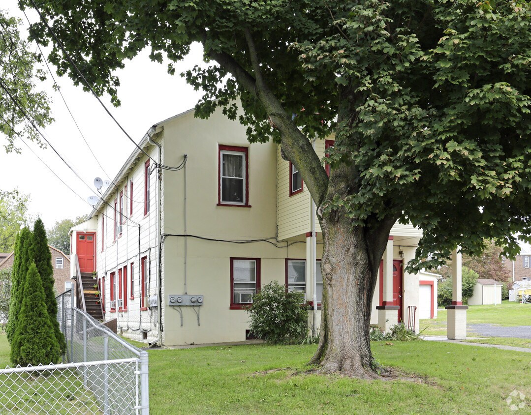 Building Photo - Mill Street Aptartments
