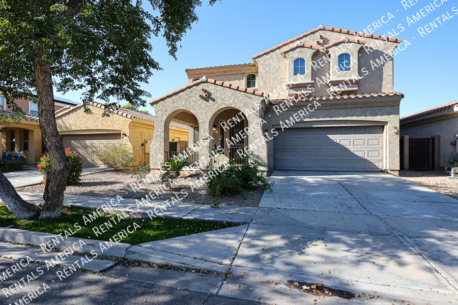 Foto principal - 1532 S Chaparral Blvd