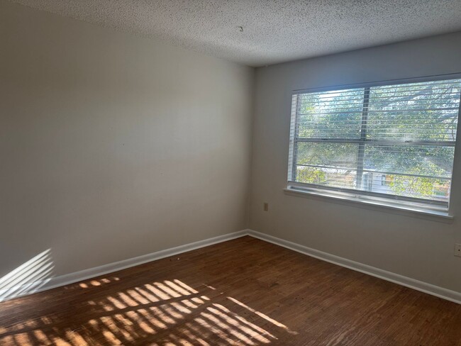 Foto del edificio - 1 BD/1BA - Center of Fort Walton Beach