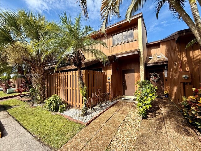 Building Photo - 4192 SW 87th Terrace