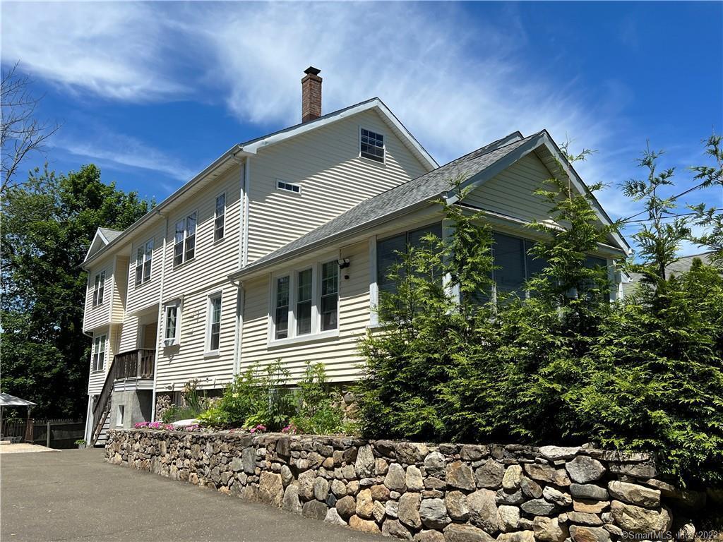 Primary Photo - 7 Fenwick Pl