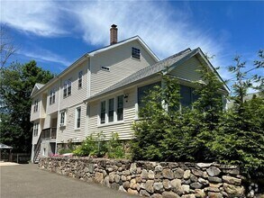 Building Photo - 7 Fenwick Pl